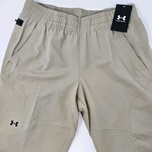 Under Armour Unstoppable Jogger Women's Medium Khaki Stretch Pants NWT
